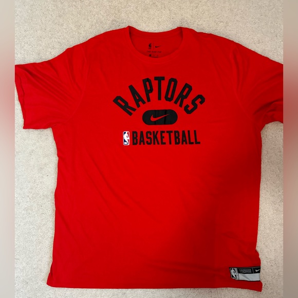 Nike Other - Nike Toronto Raptors XXL T-Shirt